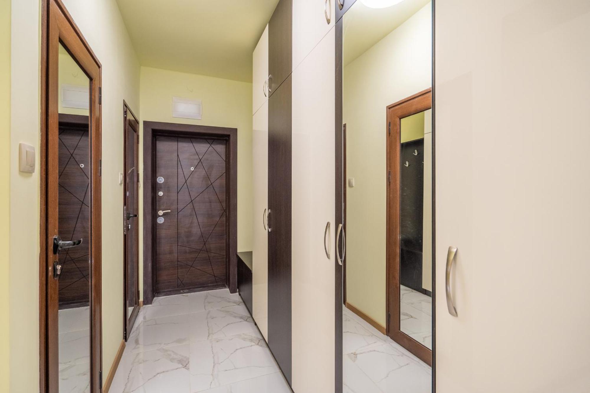 Top Location Central New & Spacious 3 Bdr Apt Medical Academy 소피아 외부 사진